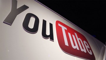 Cartel con el logotipo de YouTube